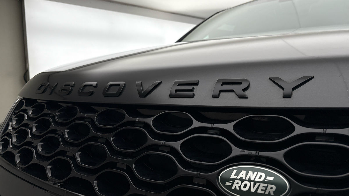 Land Rover Discovery Sport Image 24