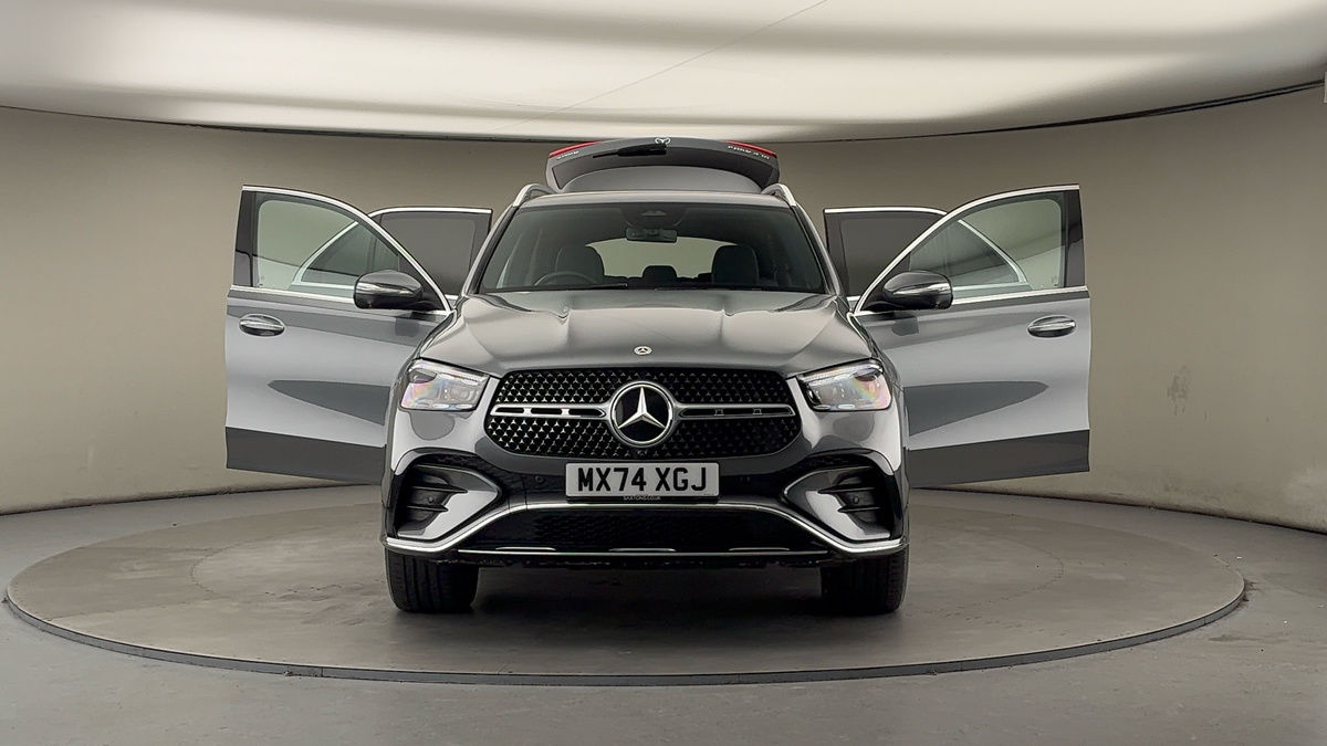 More views of Mercedes-Benz GLE