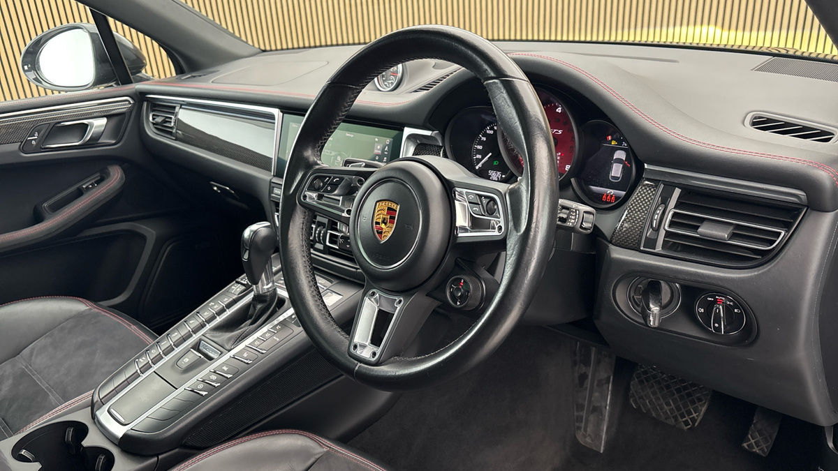 Porsche Macan Image 5