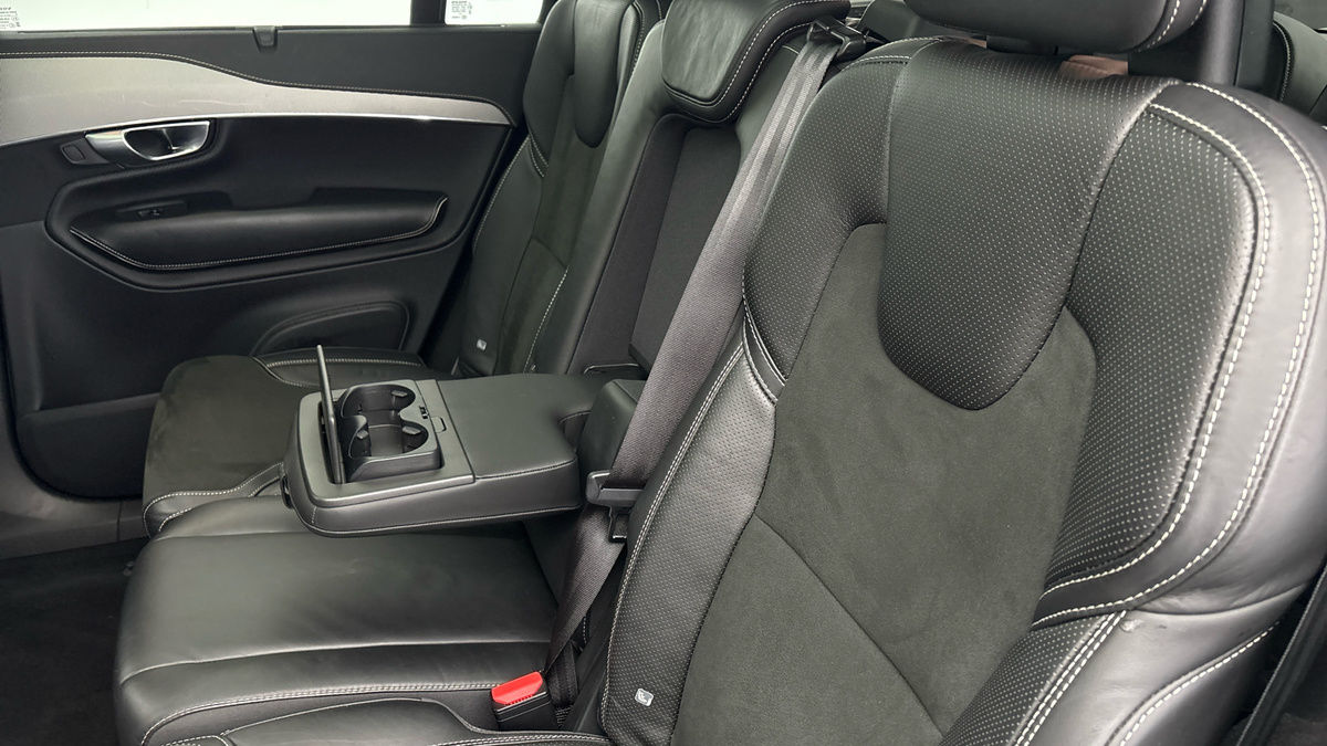 Volvo XC90 Image 9