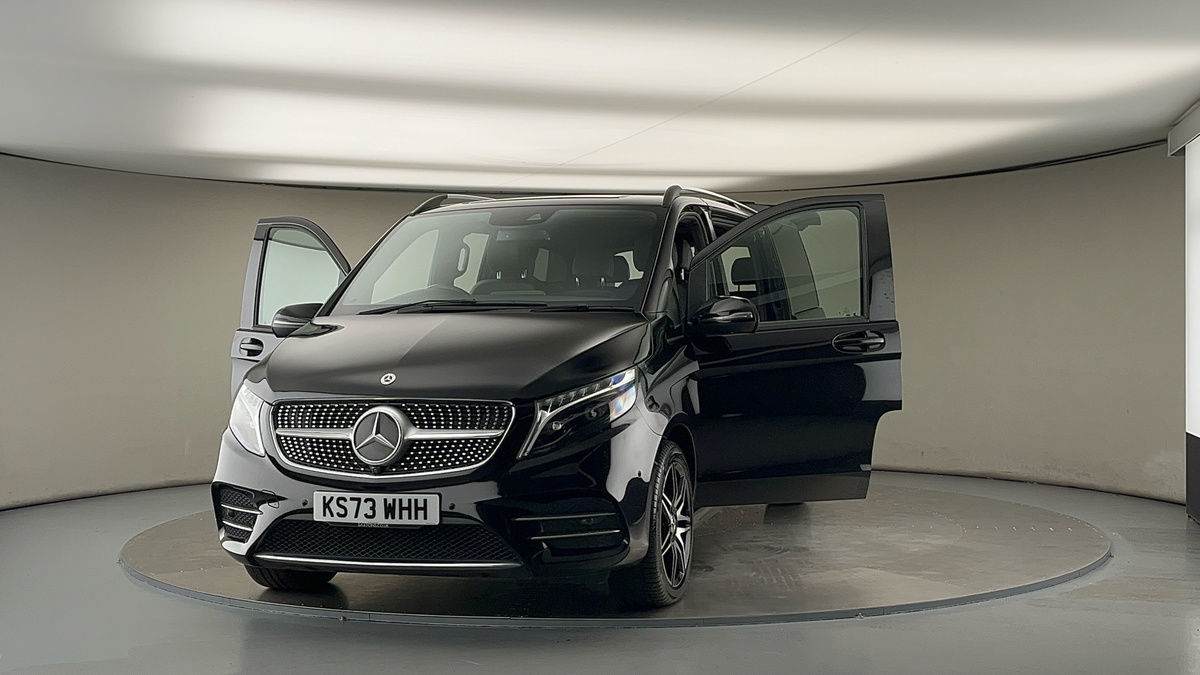 More views of Mercedes-Benz V Class
