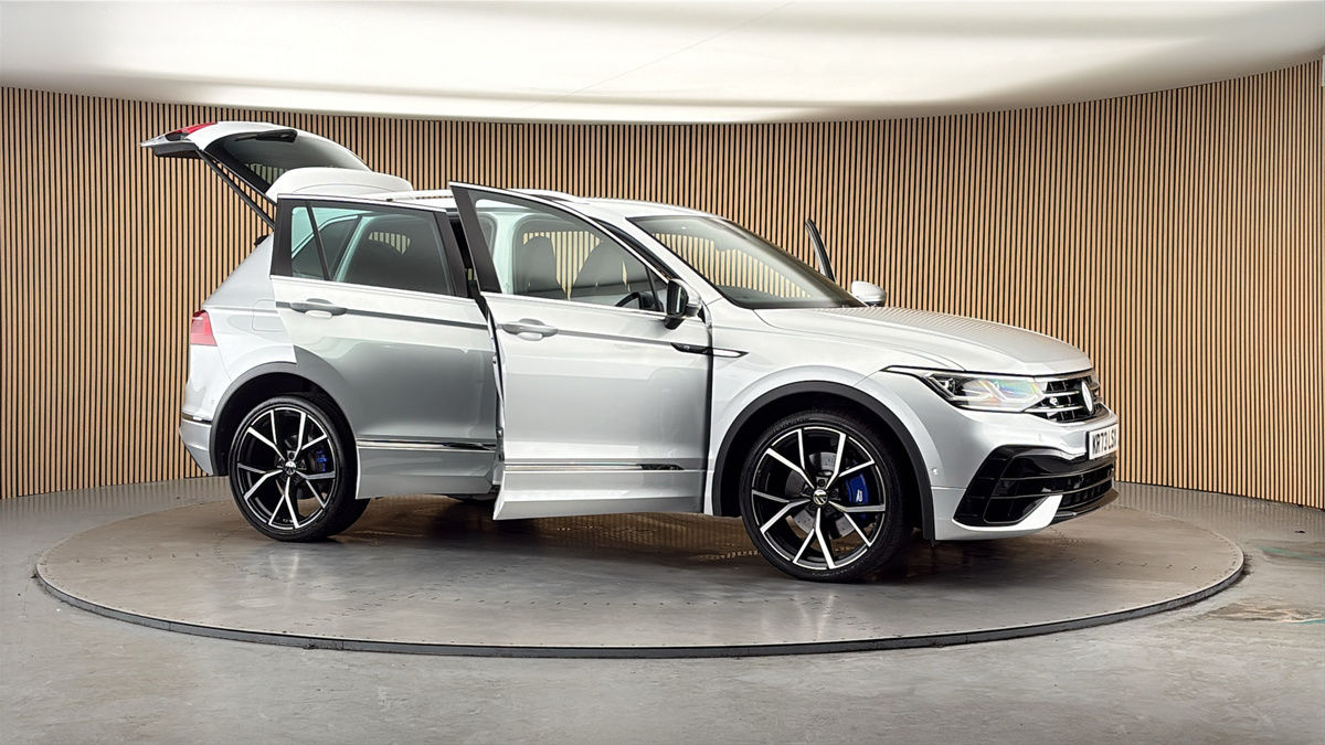 More views of Volkswagen Tiguan