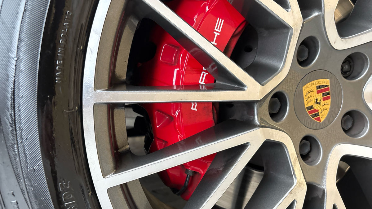 Porsche Cayenne Image 27