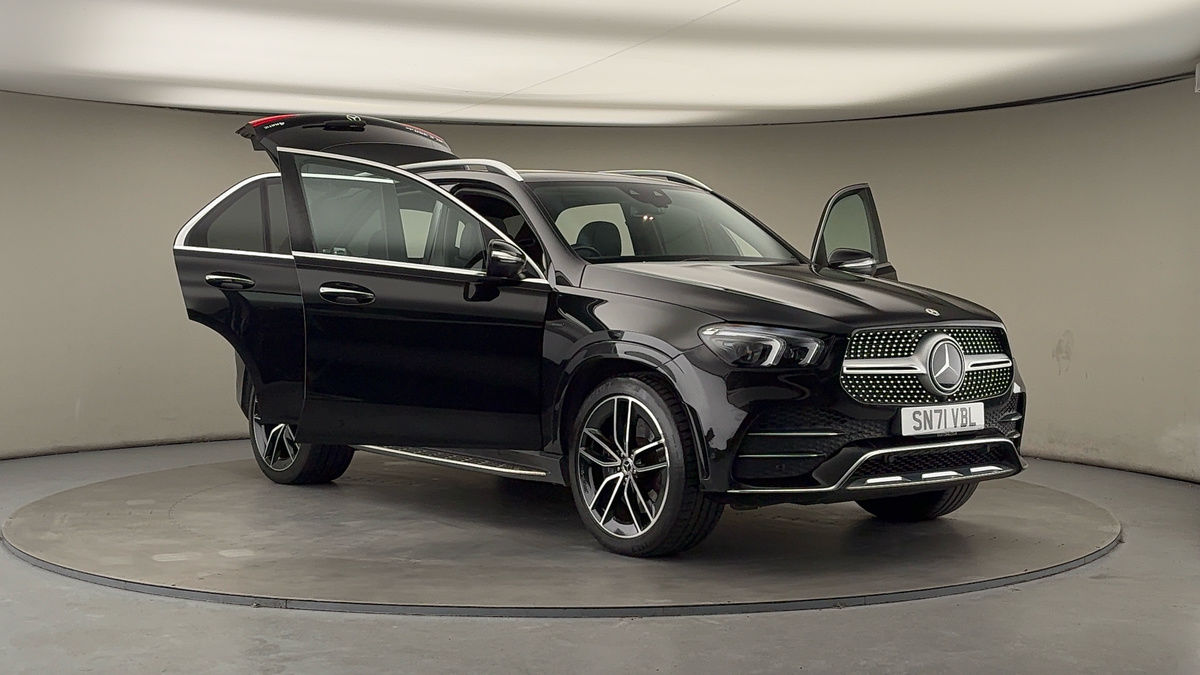 More views of Mercedes-Benz GLE