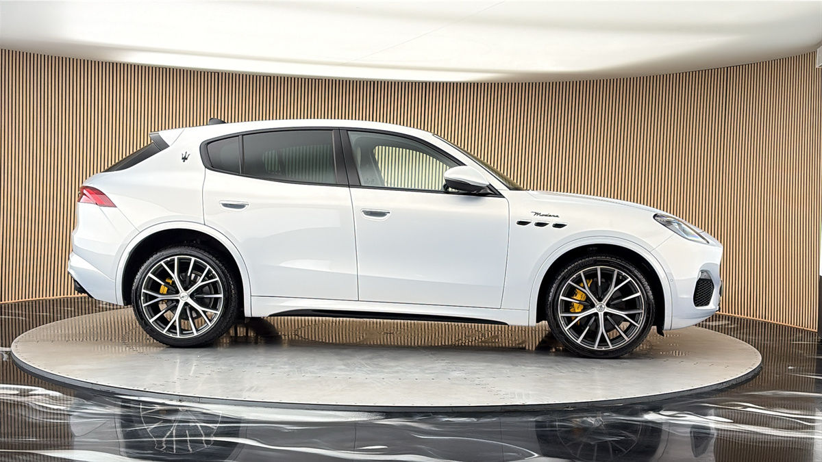 More views of Maserati Grecale