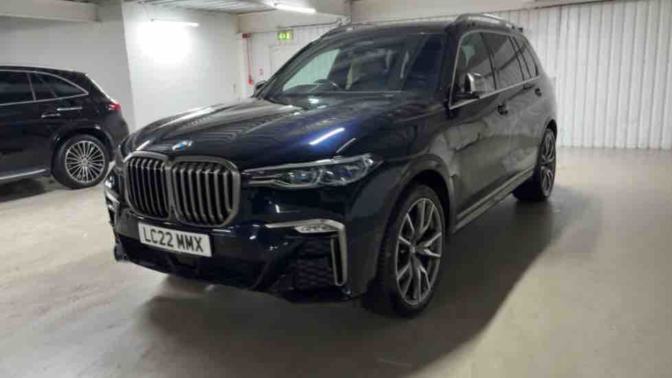 More views of BMW X7