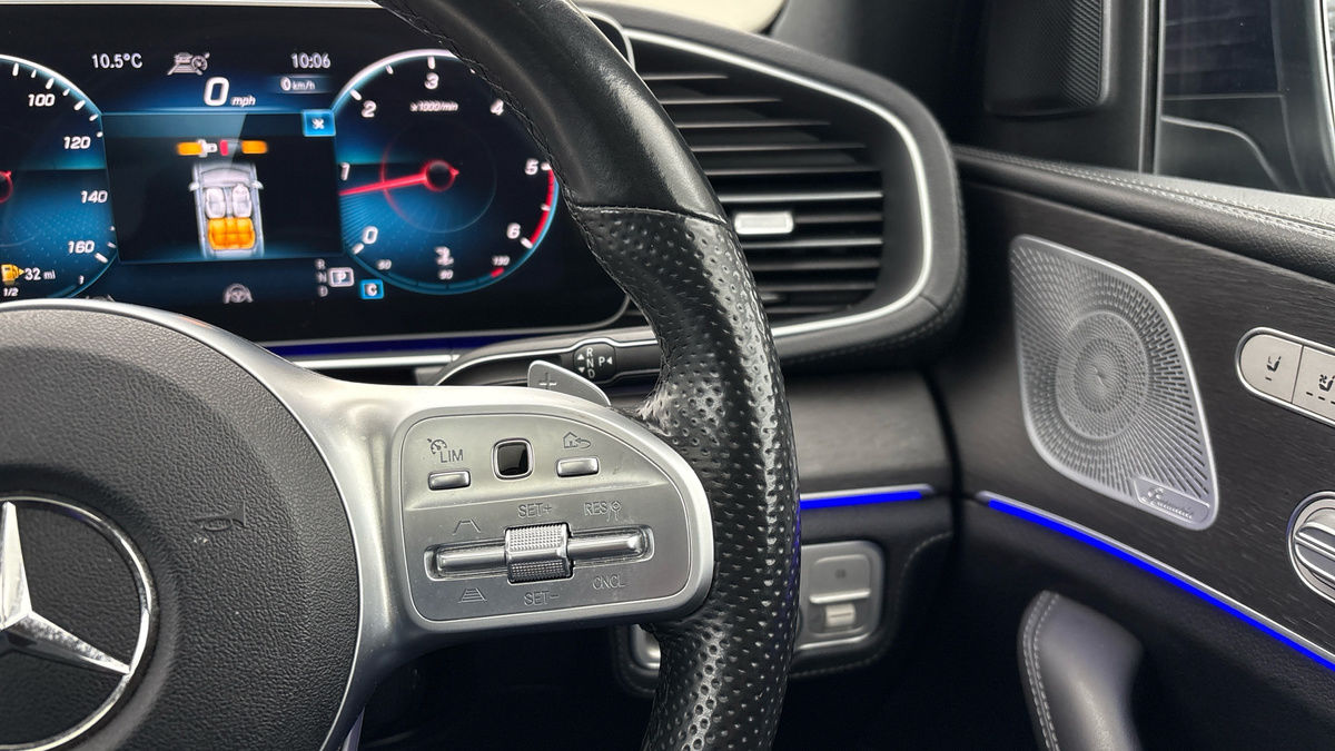 Mercedes-Benz GLE Image 14