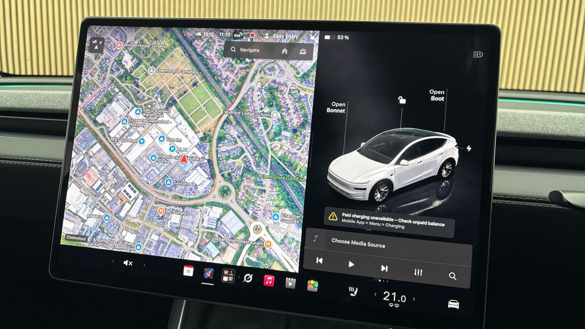 Tesla Model Y Image 17
