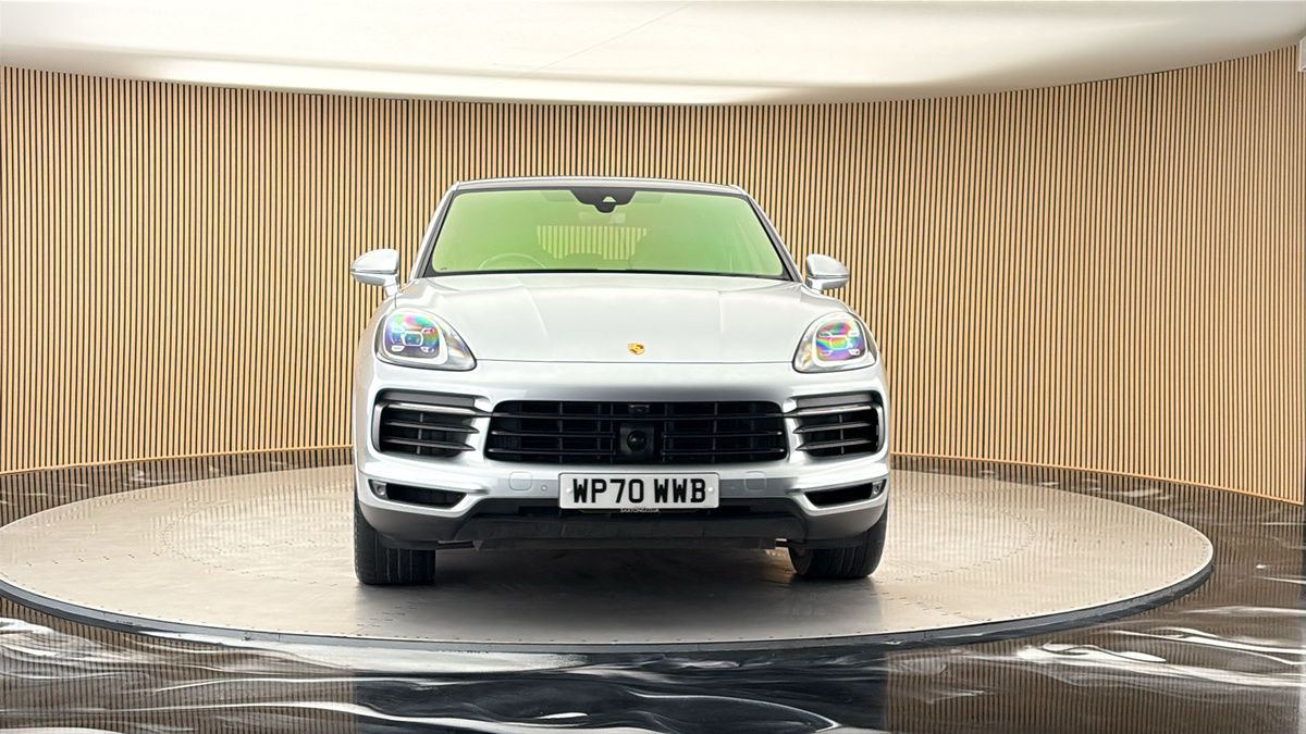 More views of Porsche Cayenne