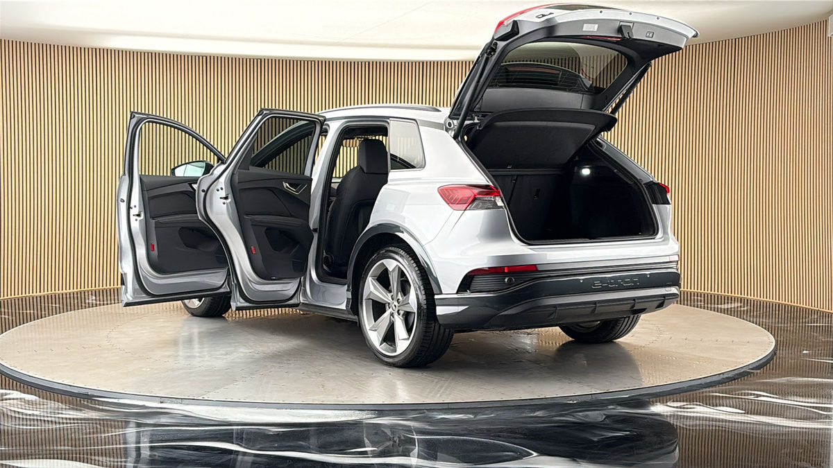 Audi Q4 e-tron Image 23