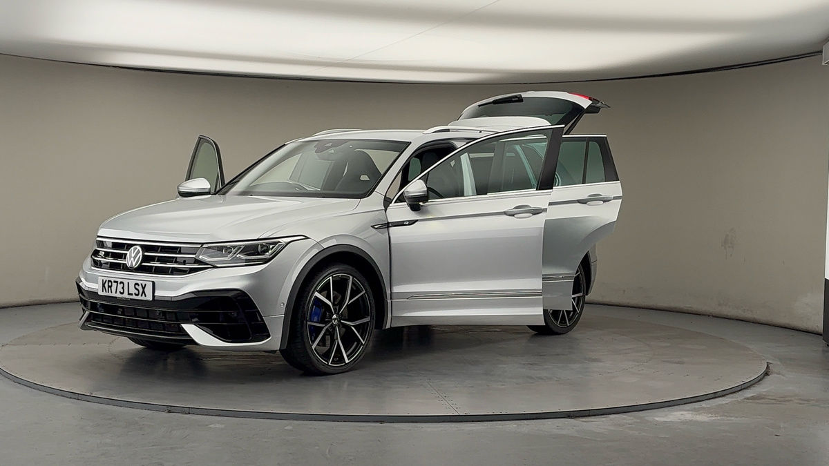 More views of Volkswagen Tiguan