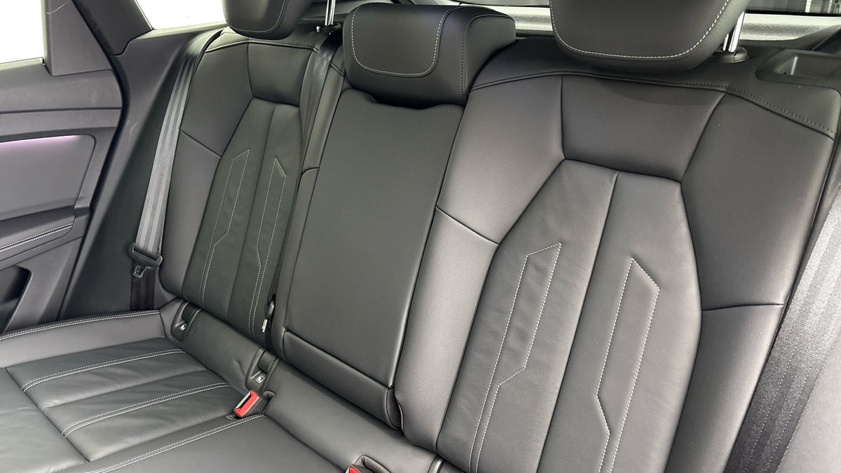 Audi Q4 e-tron Image 9