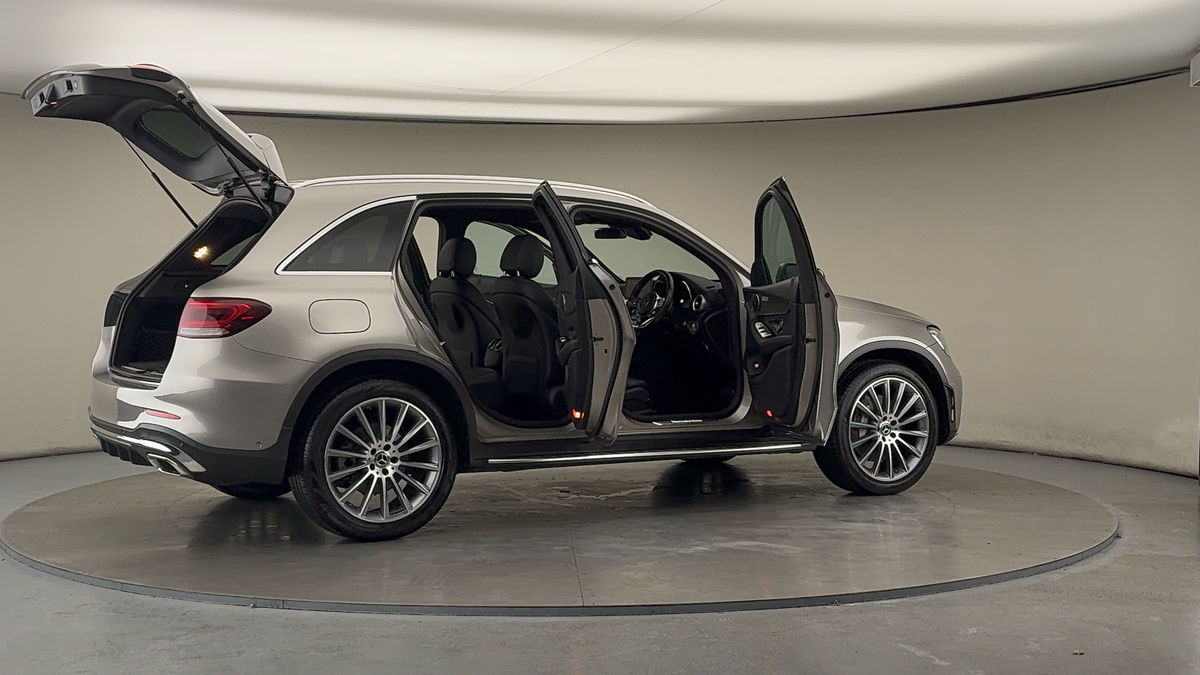 More views of Mercedes-Benz GLC