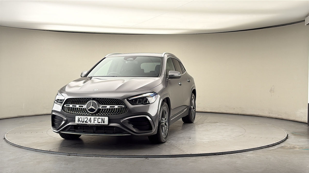 More views of Mercedes-Benz GLA