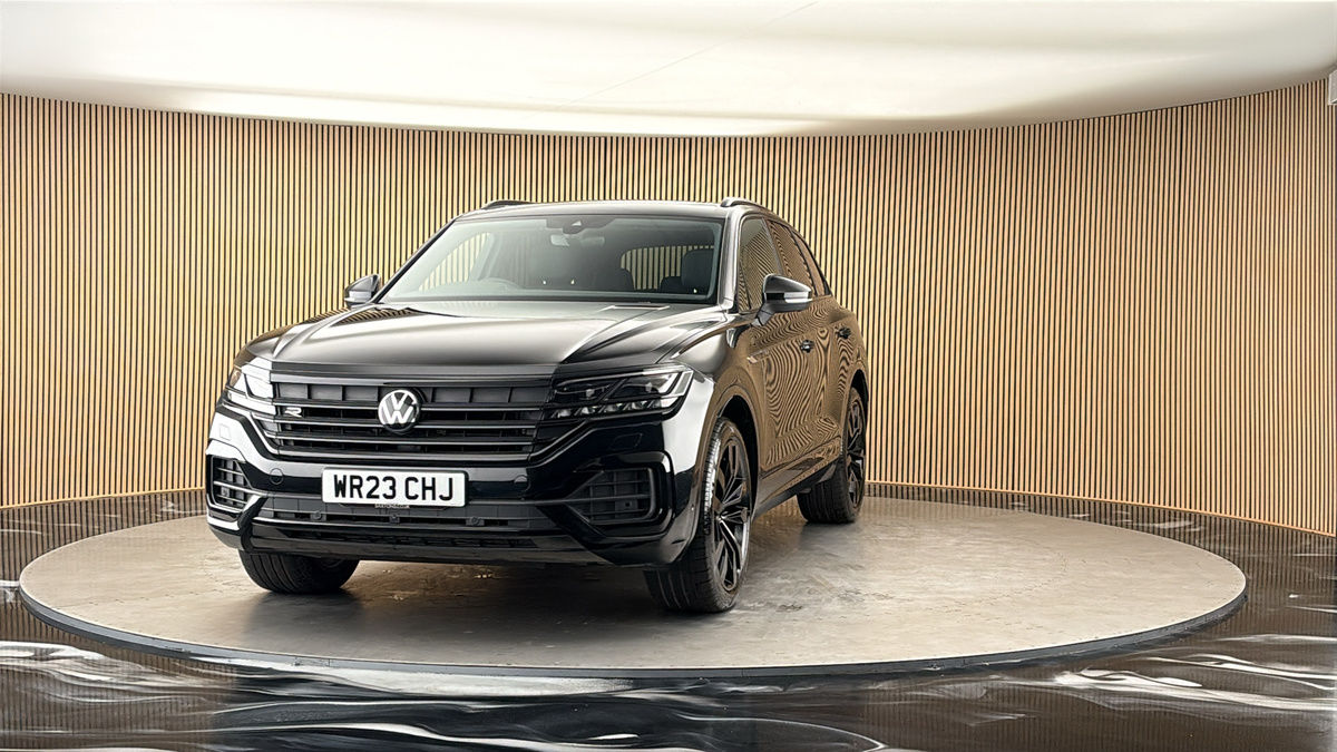 More views of Volkswagen Touareg