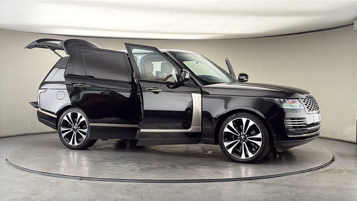 More views of Land Rover Range Rover