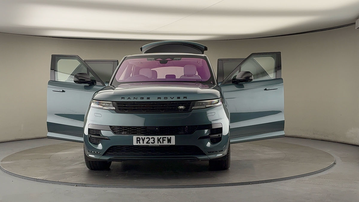 More views of Land Rover Range Rover Sport