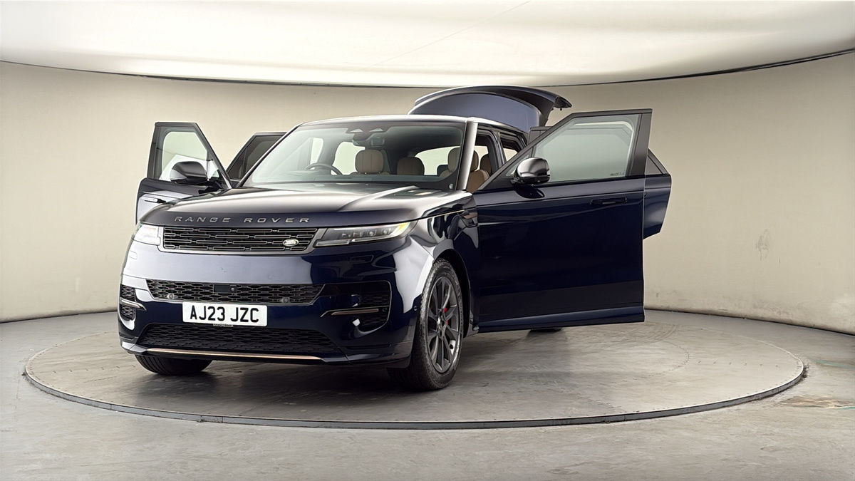 More views of Land Rover Range Rover Sport