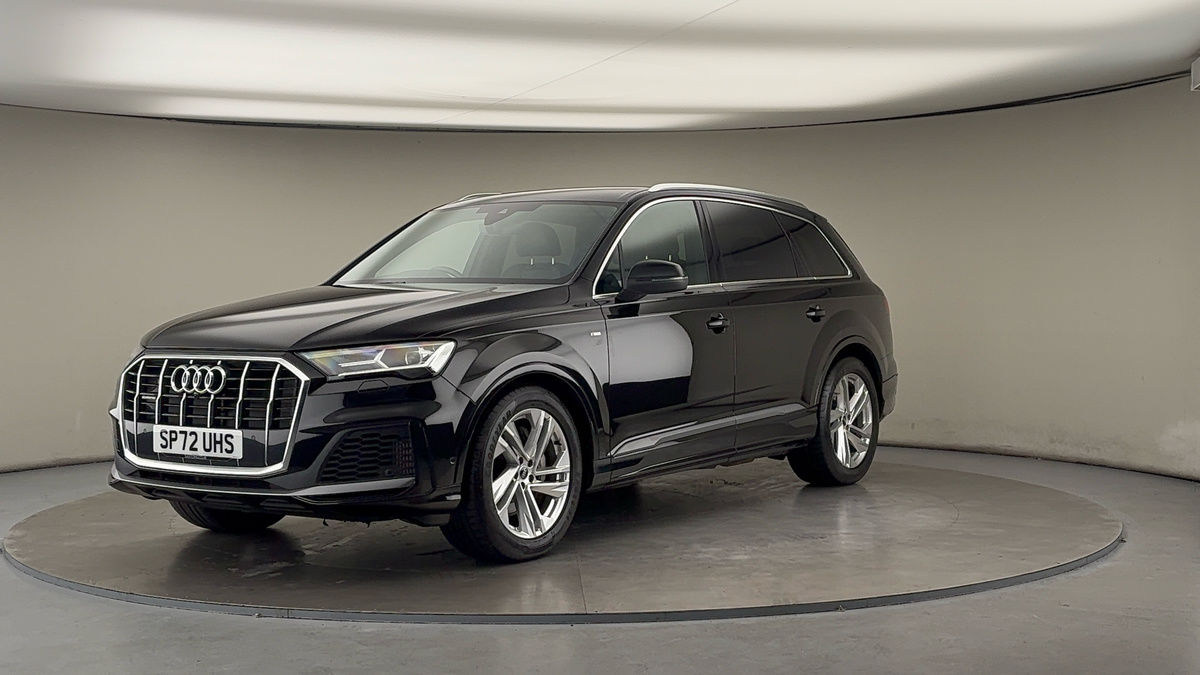 More views of Audi Q7