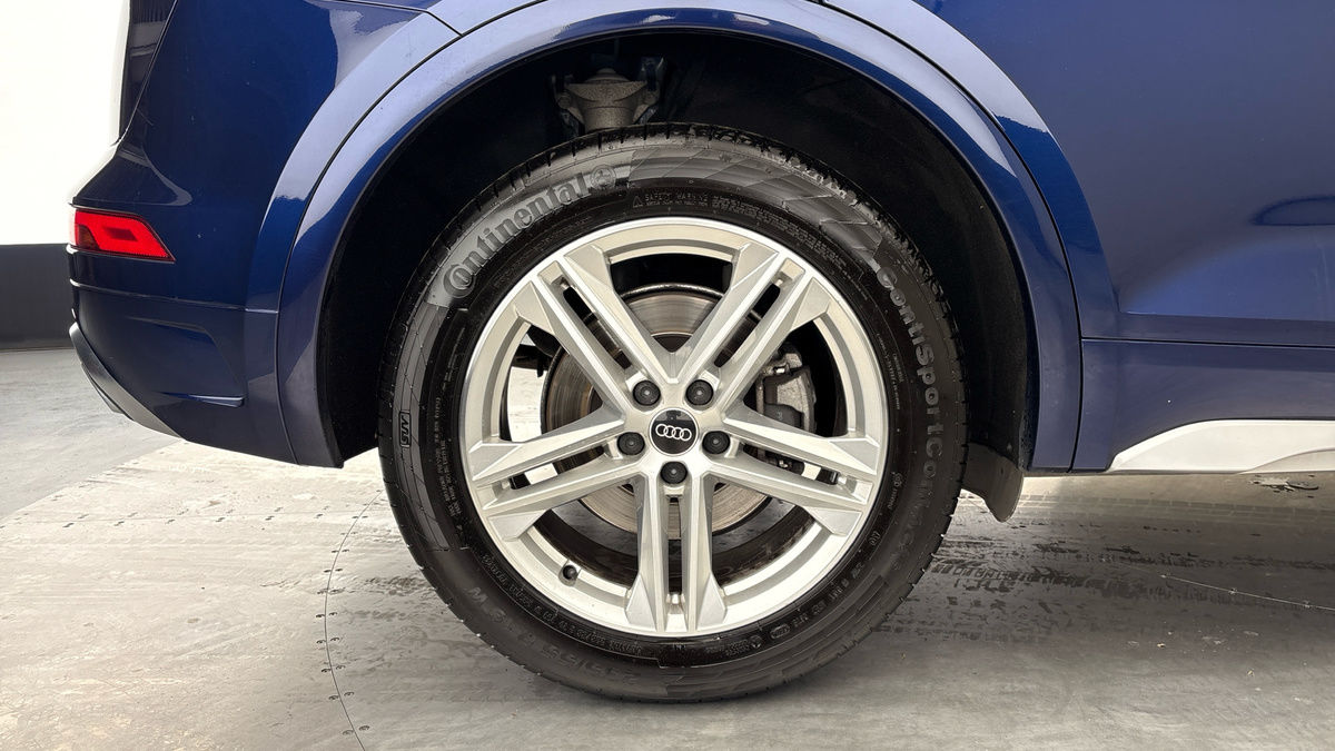 Audi Q5 Image 10