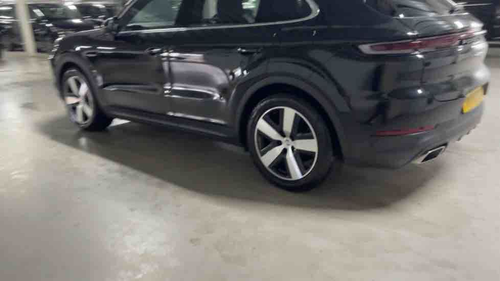 More views of Porsche Cayenne