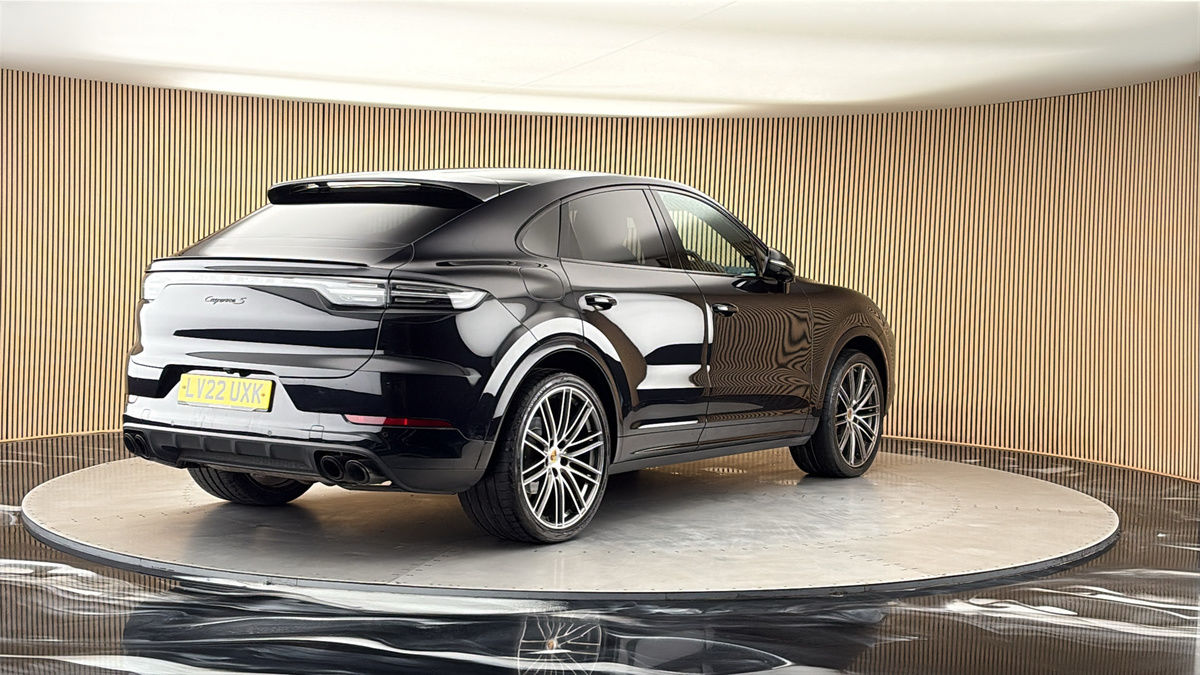 More views of Porsche Cayenne