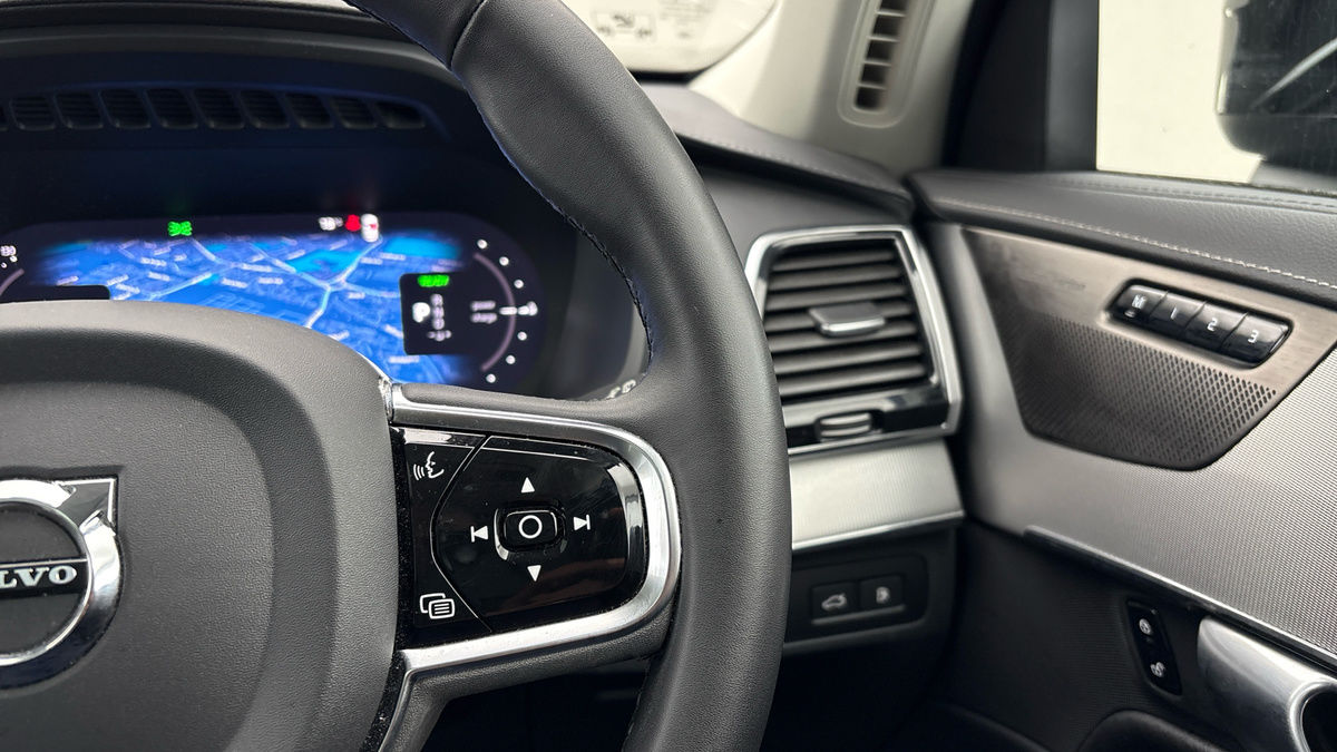 Volvo XC90 Image 14
