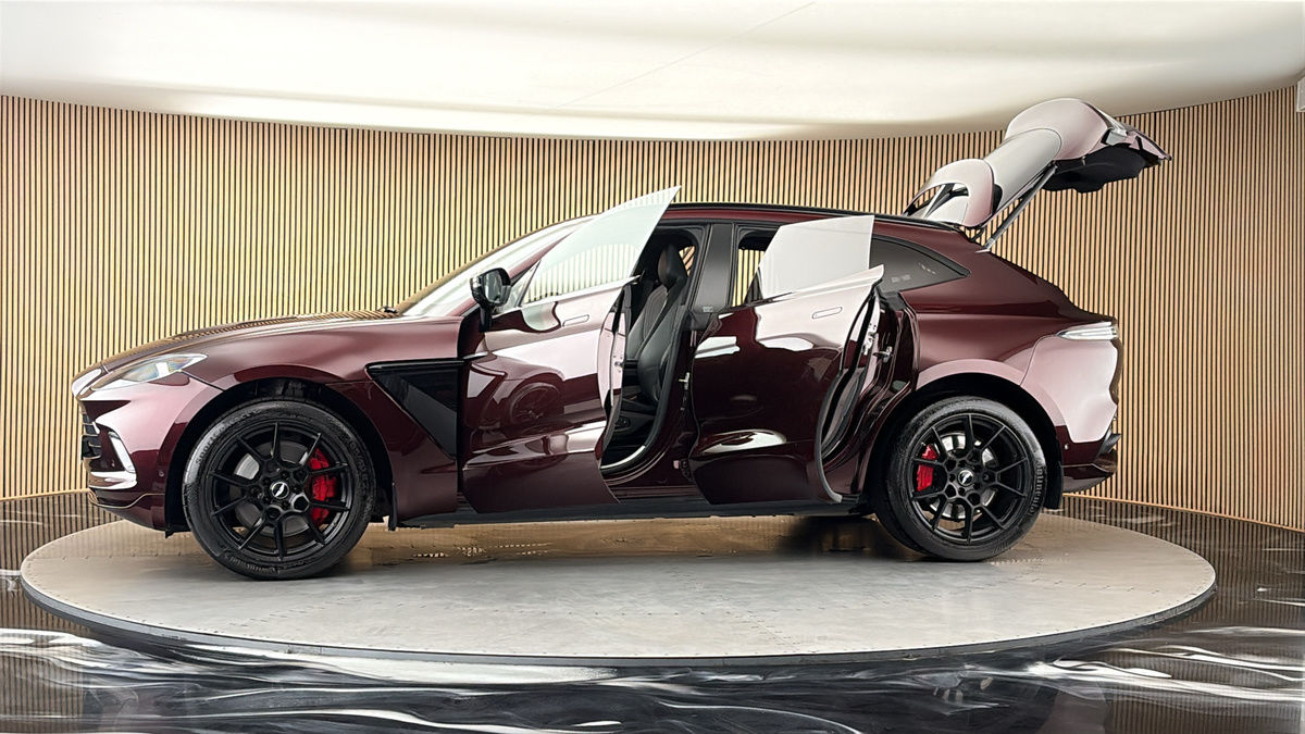 More views of Aston Martin DBX