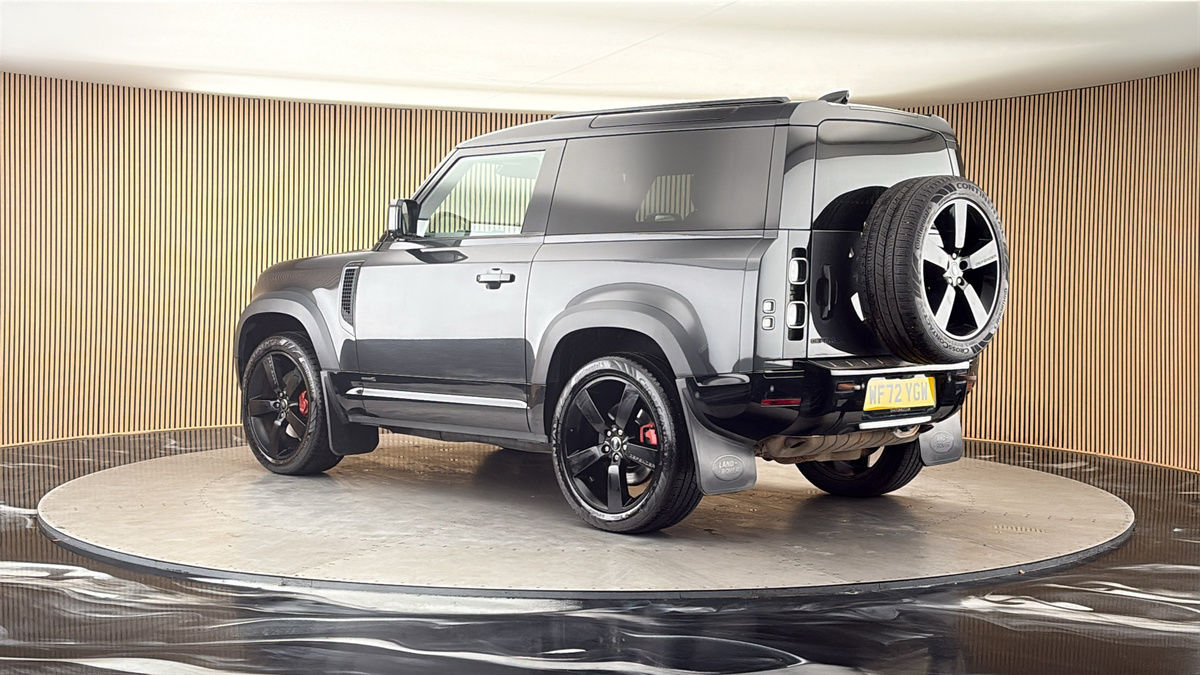 More views of Land Rover Defender 90