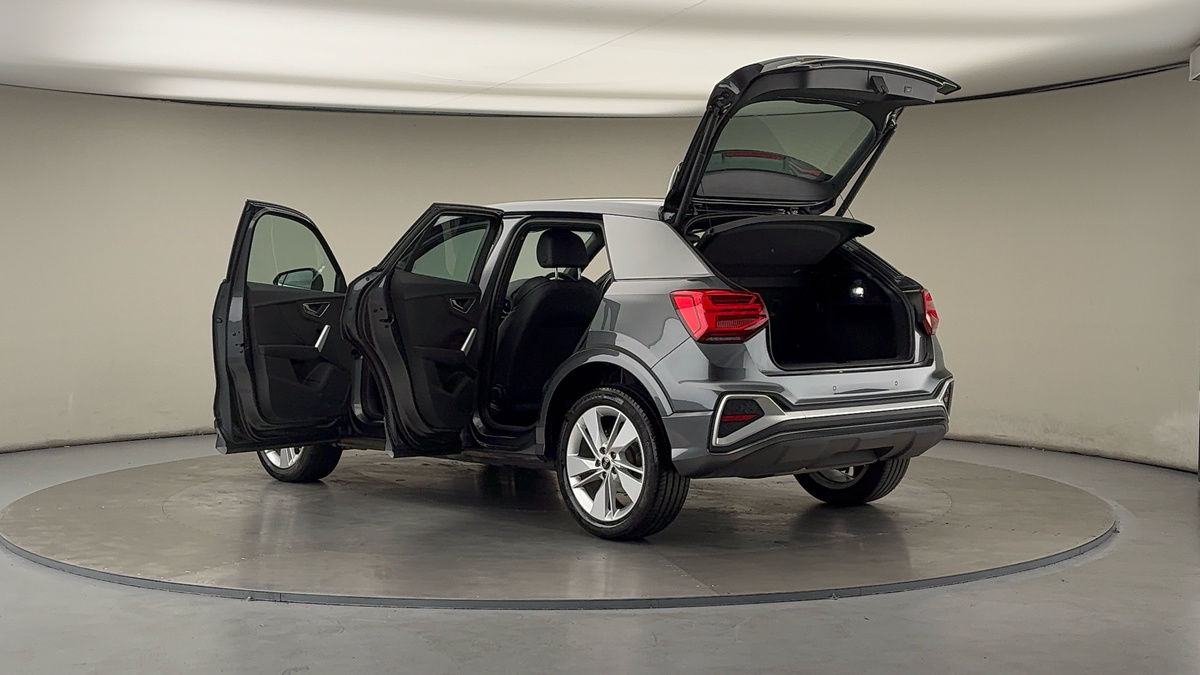 More views of Audi Q2