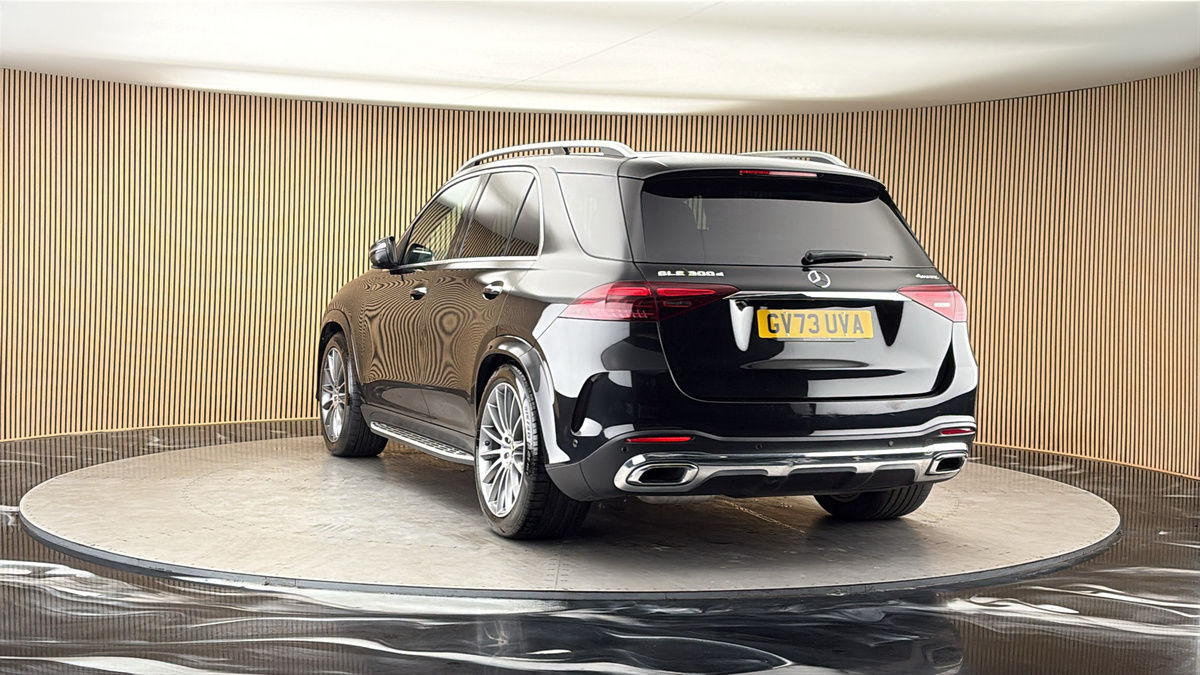 More views of Mercedes-Benz GLE