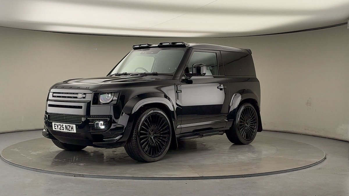 Land Rover Defender 90 Urban Image 20