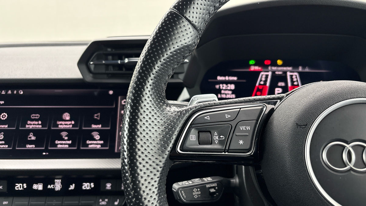 Audi RS3 Image 13