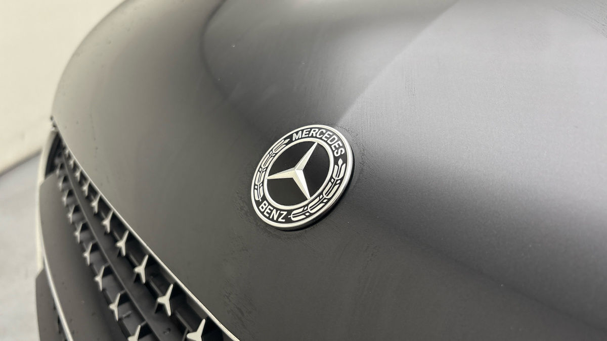 Mercedes-Benz V Class Image 24