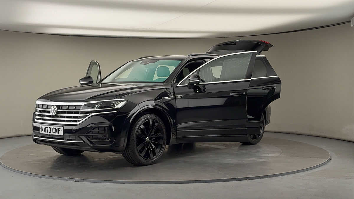 More views of Volkswagen Touareg