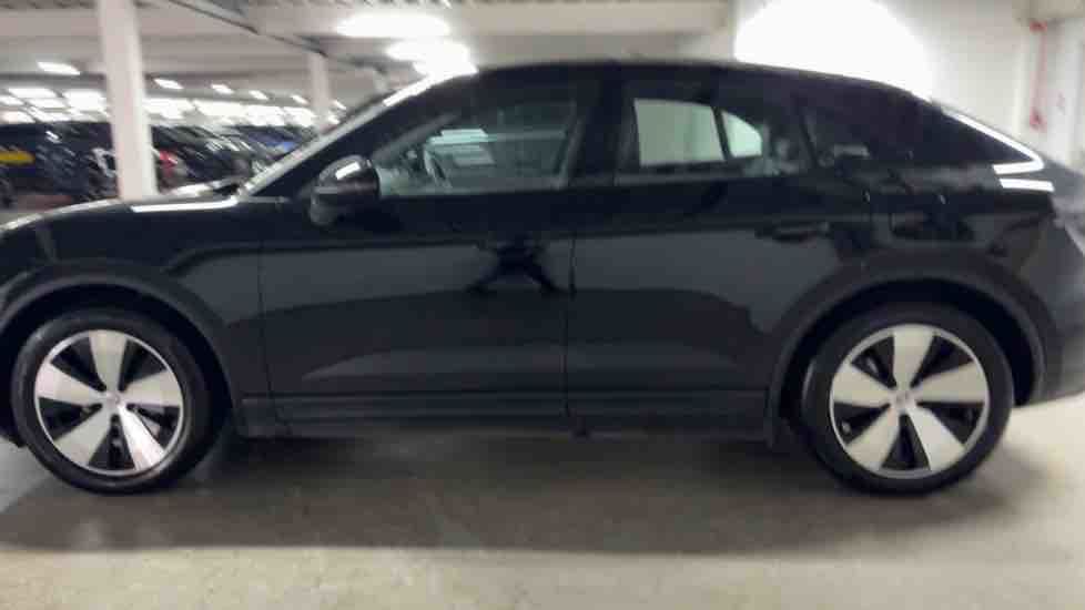 More views of Porsche Macan
