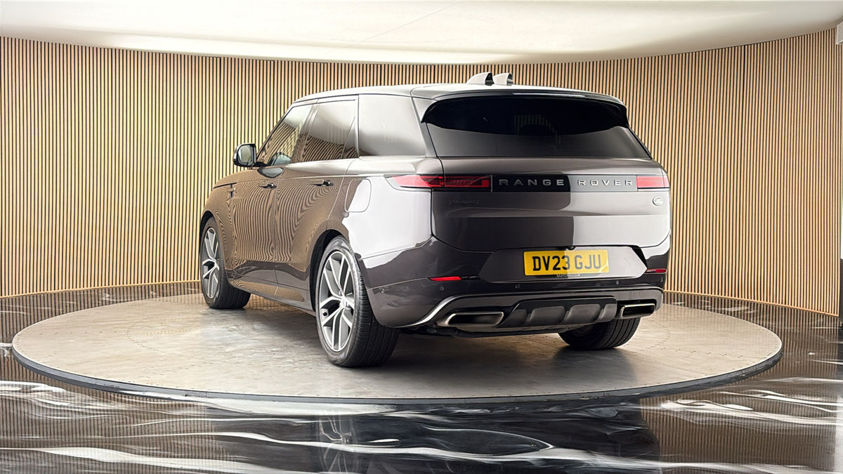 More views of Land Rover Range Rover Sport