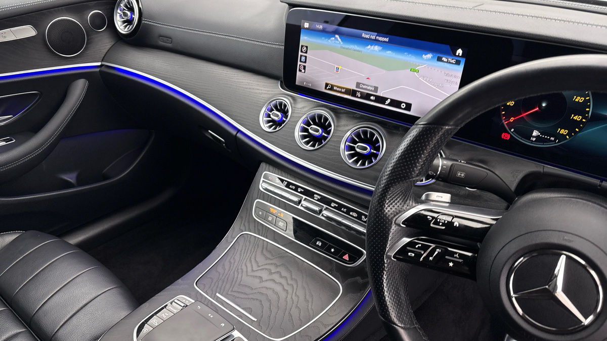 Mercedes-Benz E Class Image 18