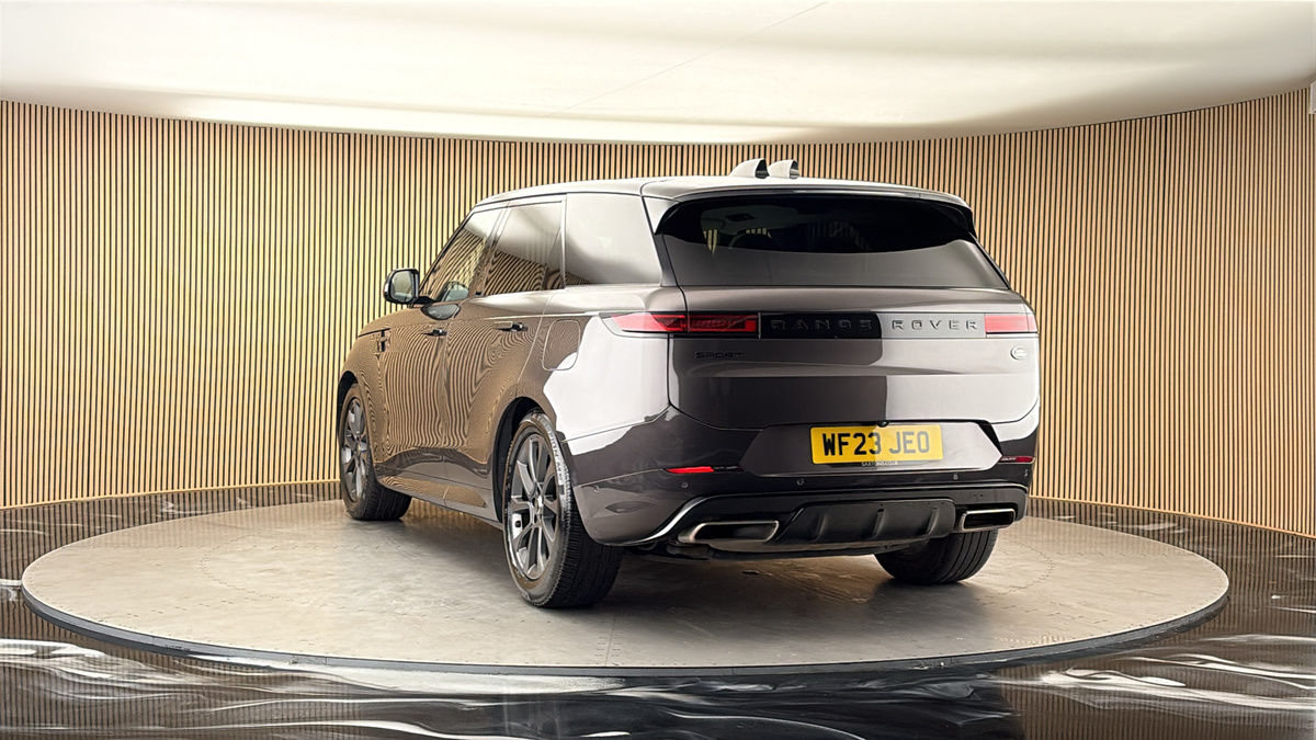 More views of Land Rover Range Rover Sport