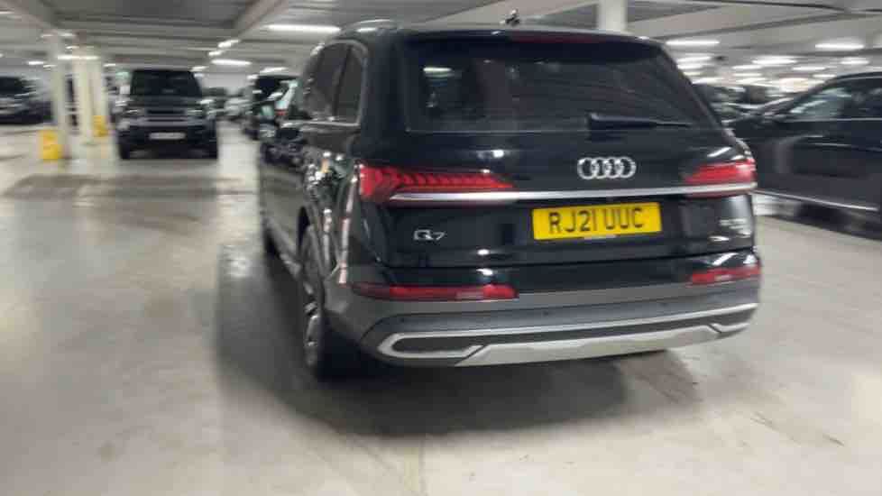 More views of Audi Q7