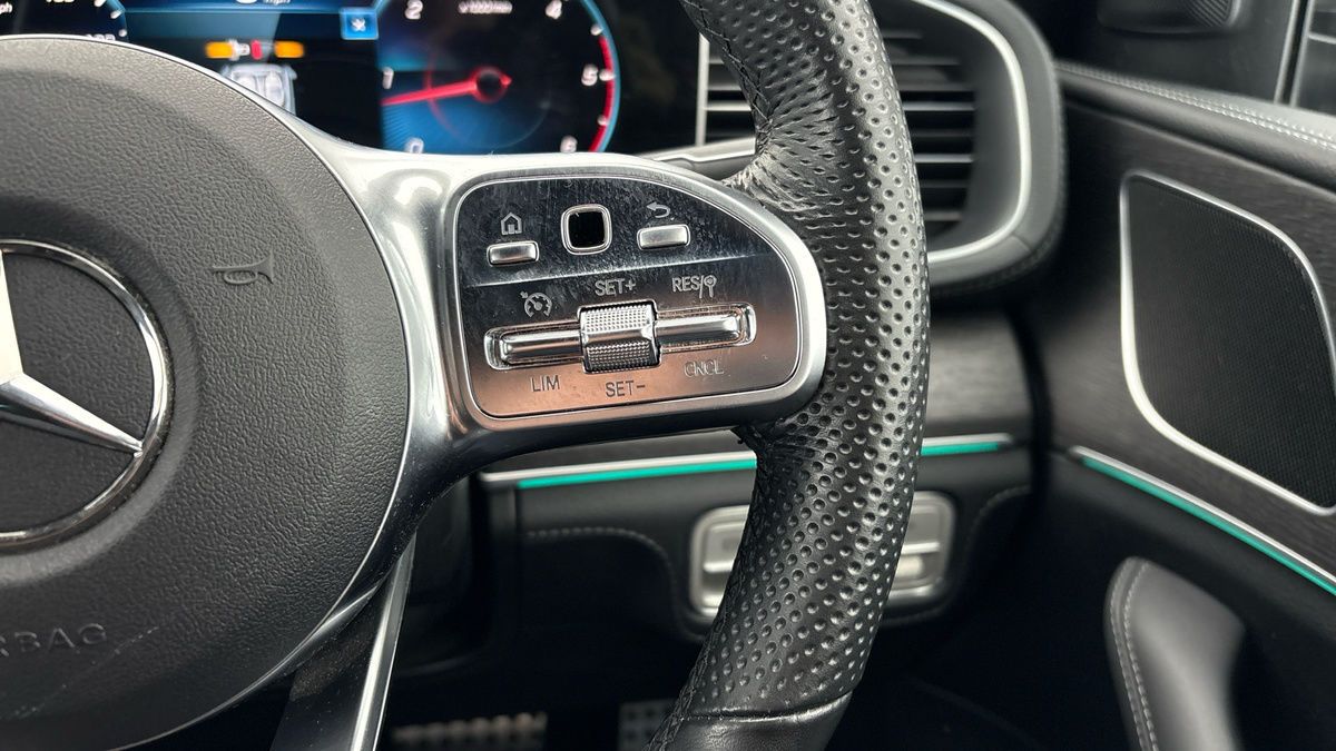 Mercedes-Benz GLE Image 14