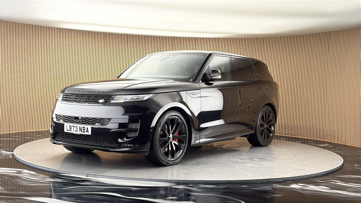 More views of Land Rover Range Rover Sport
