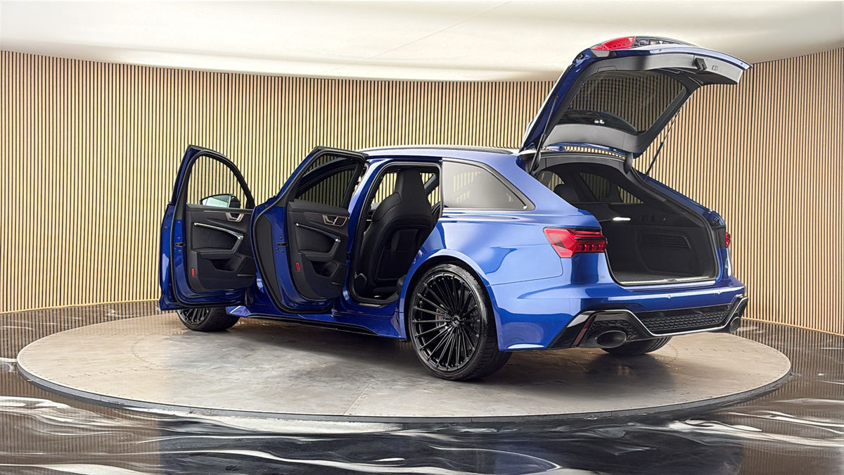 More views of Audi RS6 Avant