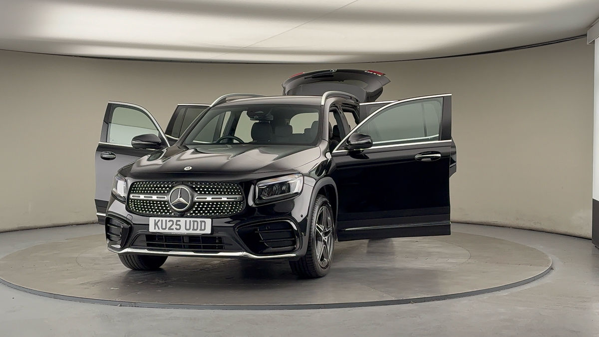 More views of Mercedes-Benz GLB