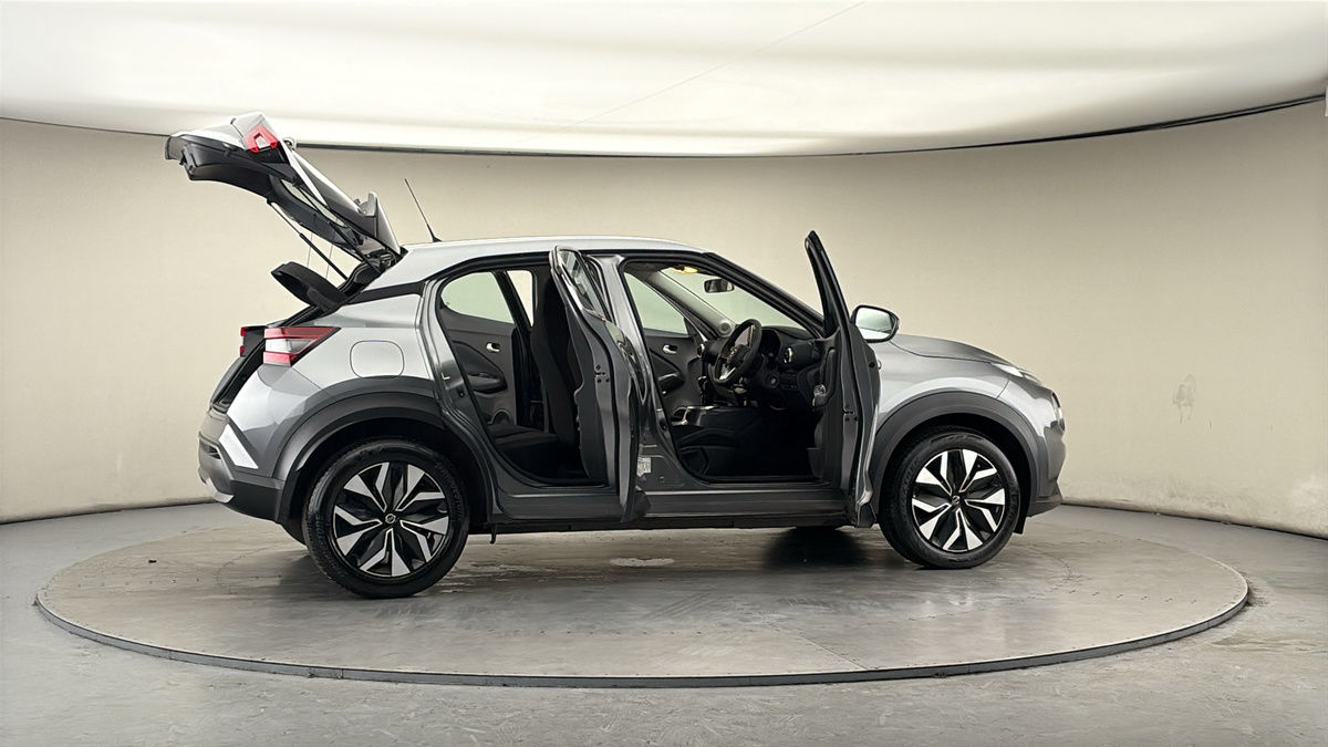 More views of Nissan Juke