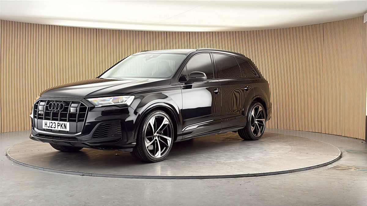 More views of Audi SQ7