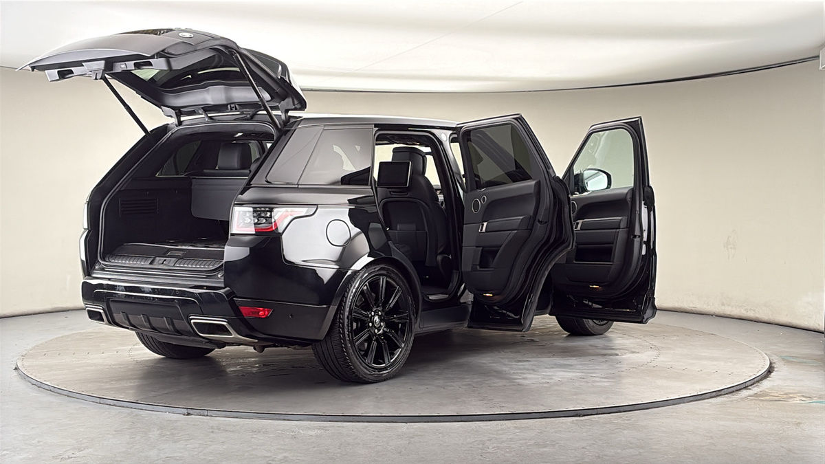 More views of Land Rover Range Rover Sport