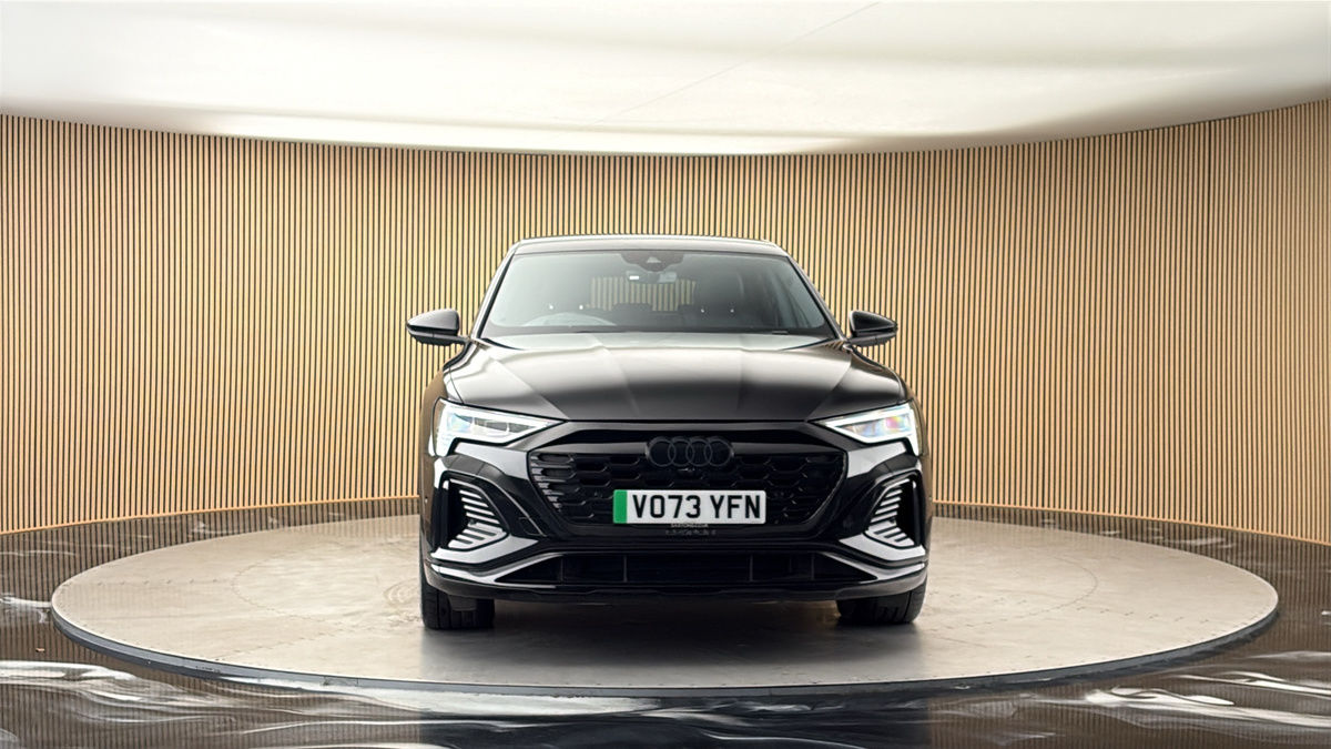 More views of Audi Q8 e-tron