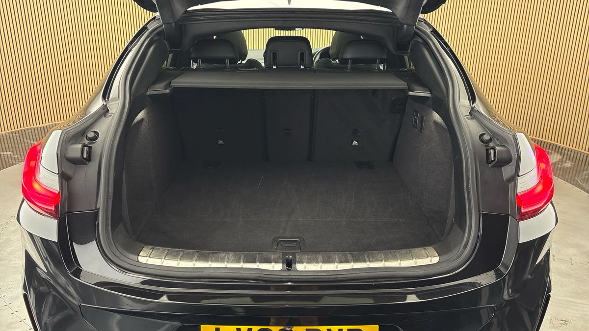 BMW X4 Image 11