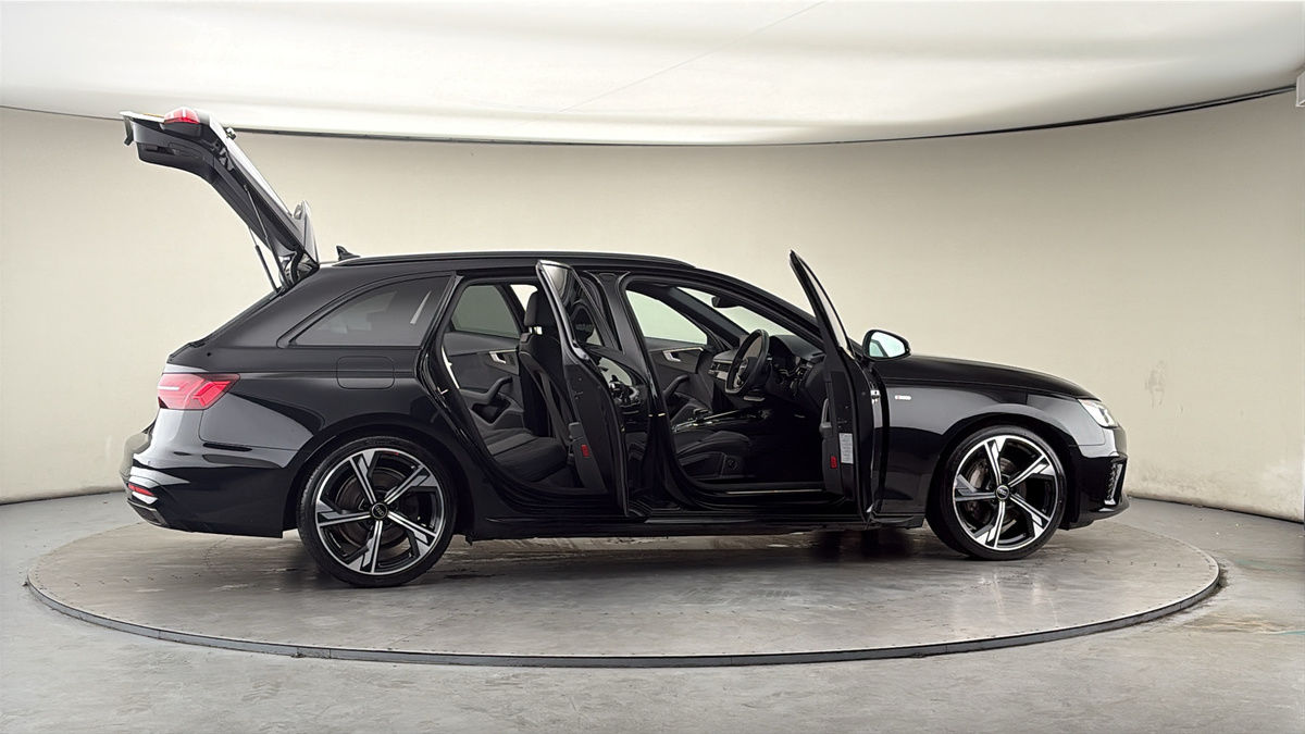 More views of Audi A4 Avant